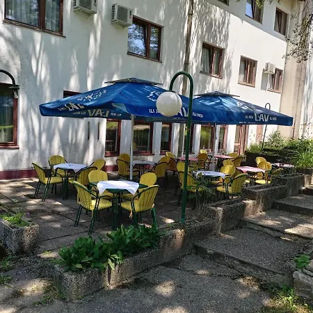 Panonija Apartmanhotel 3*